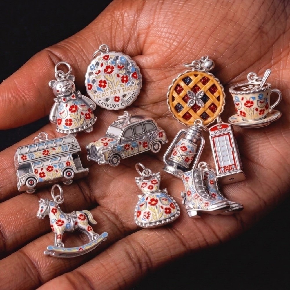 Стильные миниатюрные подвески  – обзор и цена Jewelry Making London